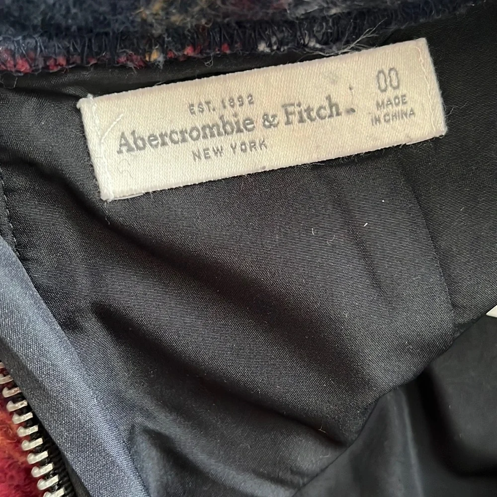 A&F Mini Skirt - Picture 6 of 6